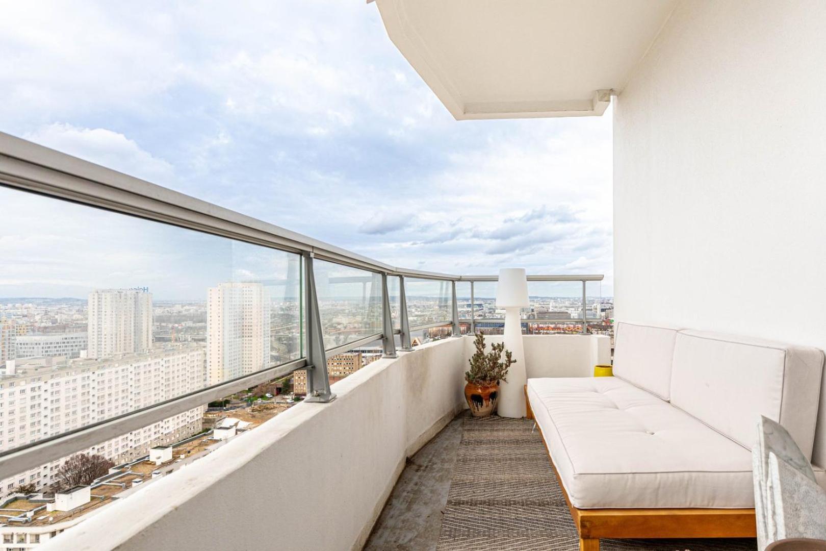Guestready - High-rise Haven With Attractive Views Parijs