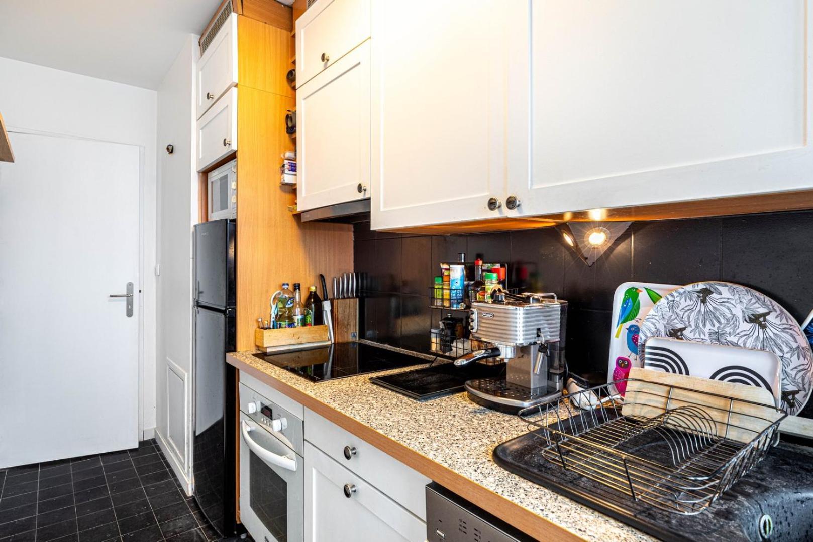 Guestready - High-rise Haven With Attractive Views * Parijs